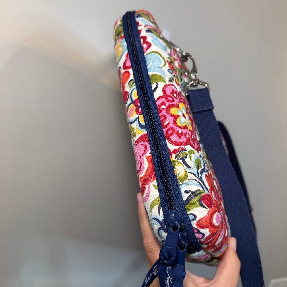 Vera Bradley Hope Garden Floral Quilted Laptop Messenger Bag Crossbody Tech Case - Picture 4 of 10